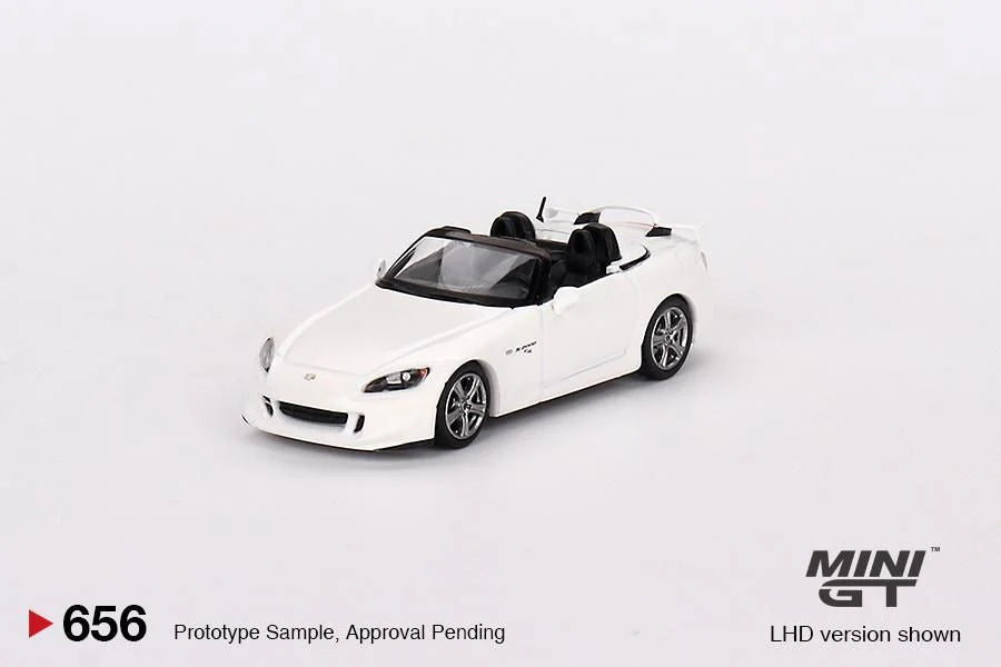 MINI GT 1:64 HONDA S2000 (AP2) CR GRAND PRIX WHITE (MGT00656)