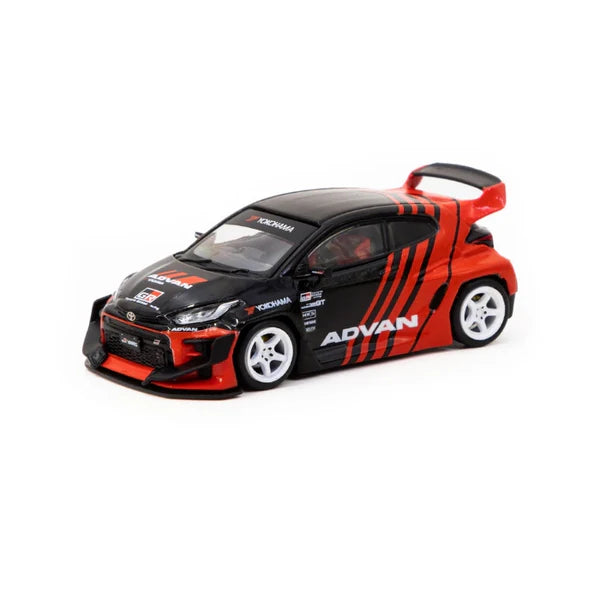 Tarmac Works 1/64 Pandem Toyota Yaris Advan - with Truck