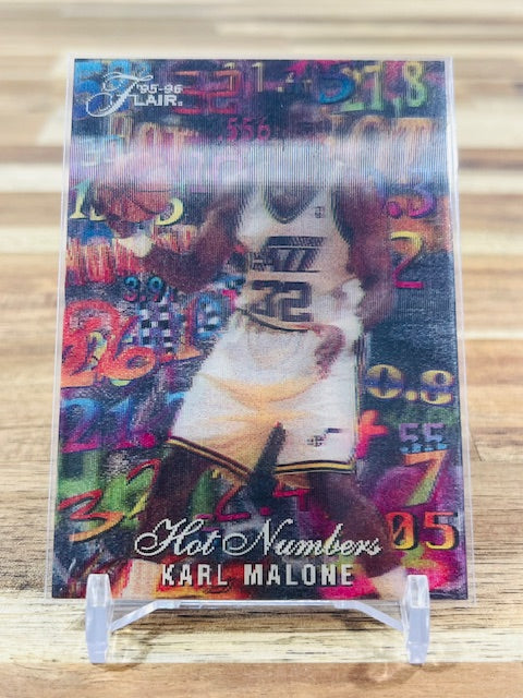 1995 Fleer Flair #7 - Karl Malone - Hot Numbers