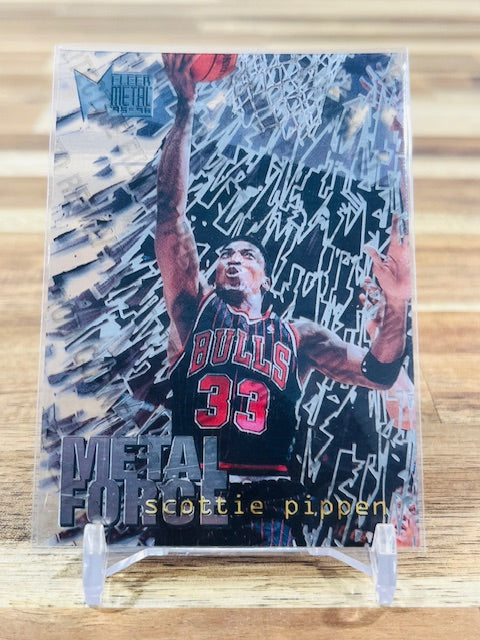 1995 Fleer metal - Scottie Pippen - Metal force parallel #10