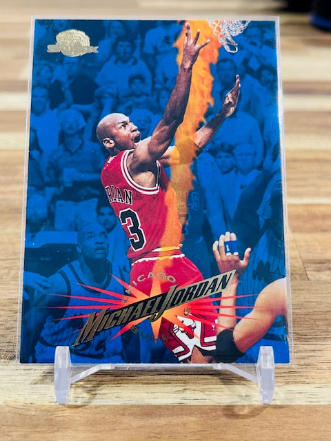 1995 Skybox #15 - Michael Jordan