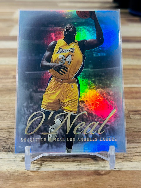 2000 Fleer #7 - Shaquille O'Neal - Flair Showcase