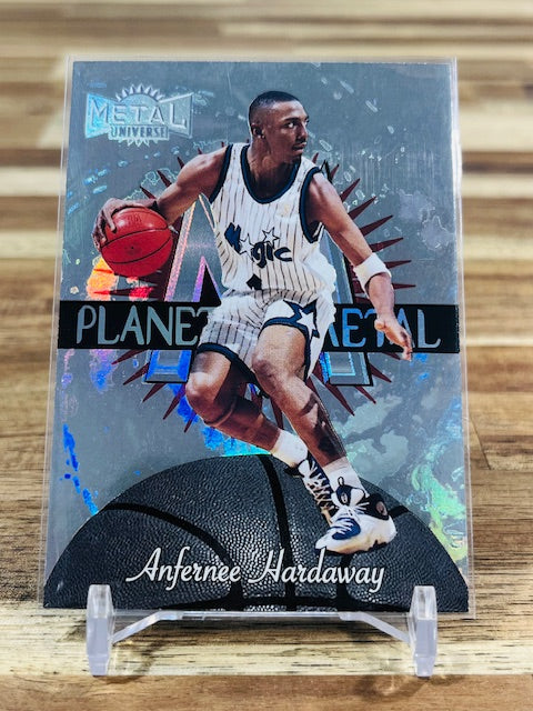 1997 Skybox Metal Universe #7 - Anfernee Hardaway - Planet Metal