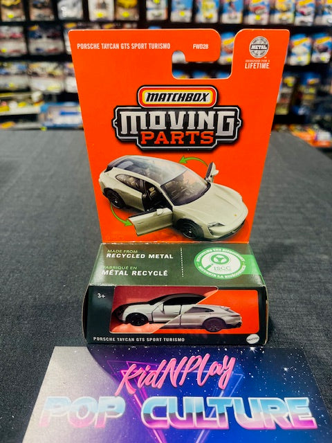 Matchbox - Moving Parts - Porsche Taycan GTS Sports Turismo