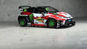 Tarmac Works Hobby64 1/64 - Toyota Monster Energy Pandem Yaris Drift